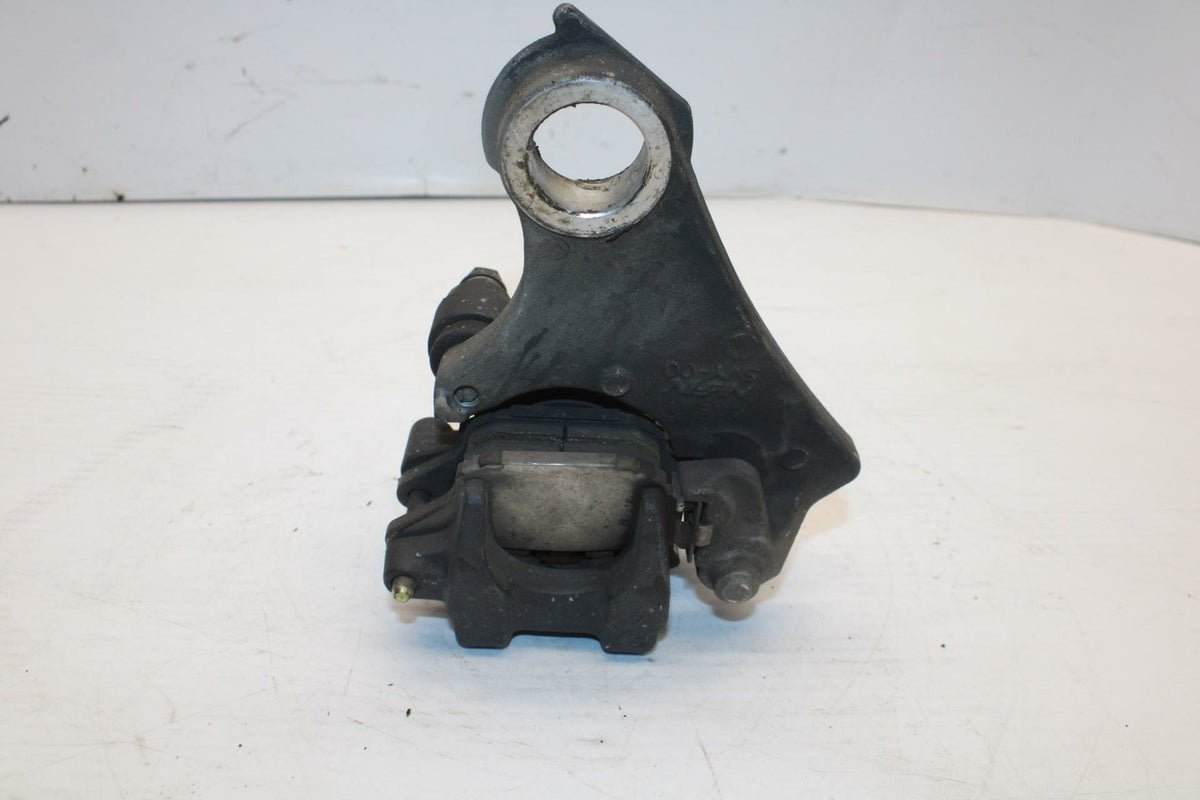 06 YAMAHA YZF R1 REAR BACK BRAKE CALIPER W MOUNT BRACKET BB282
