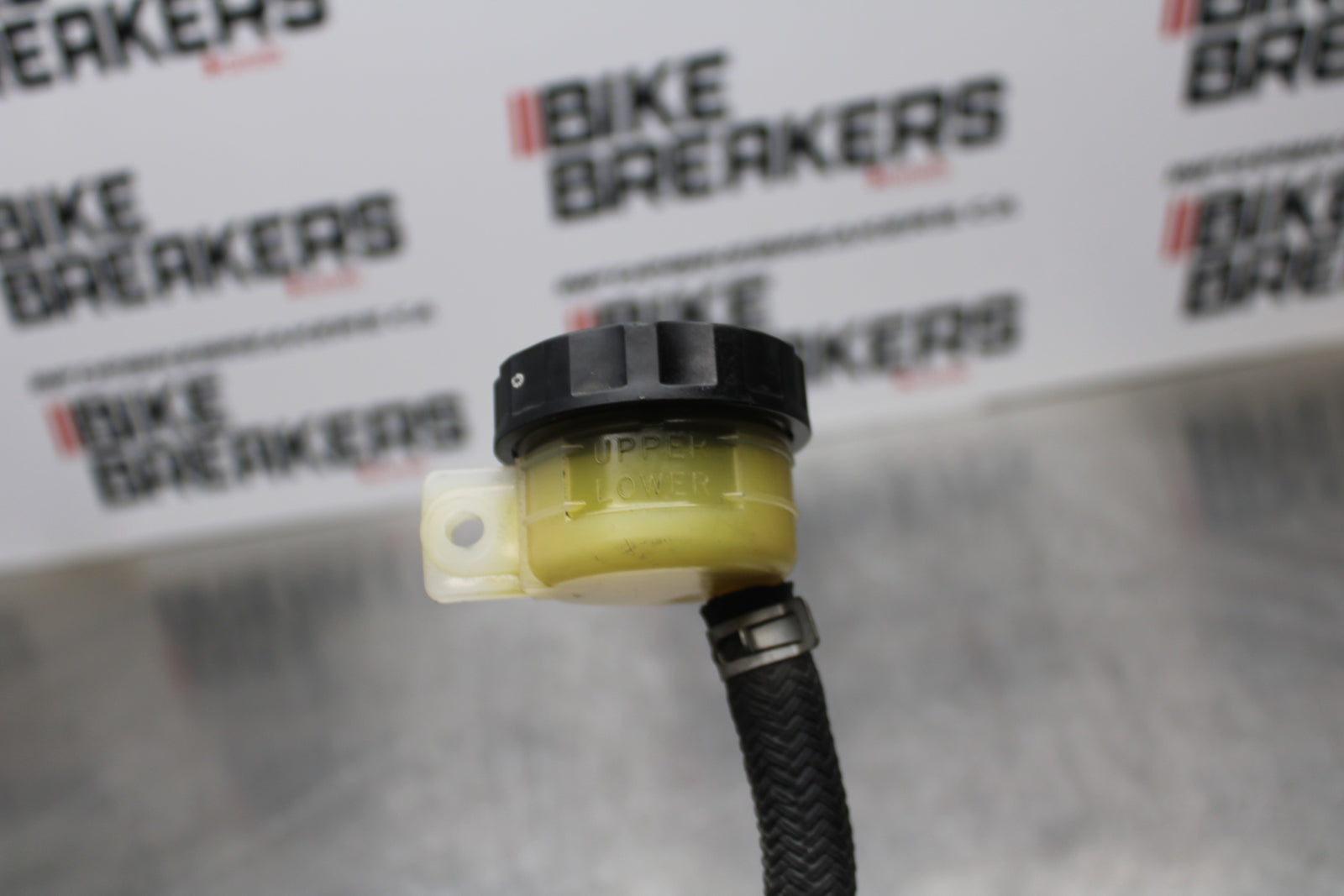 04-05 KAWASAKI NINJA ZX10R REAR BACK BRAKE MASTER CYLINDER W RESERVOIR BB163