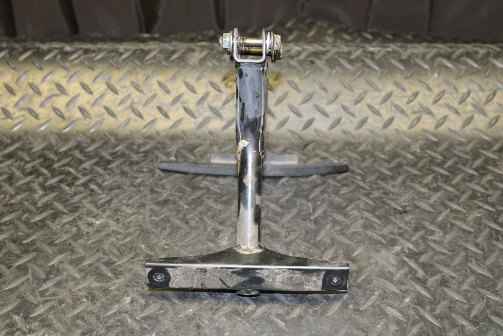 05-06 SUZUKI KATANA 750 GSX750F UPPER FAIRING MIRROR GAUGES STAY BRACKET bb166