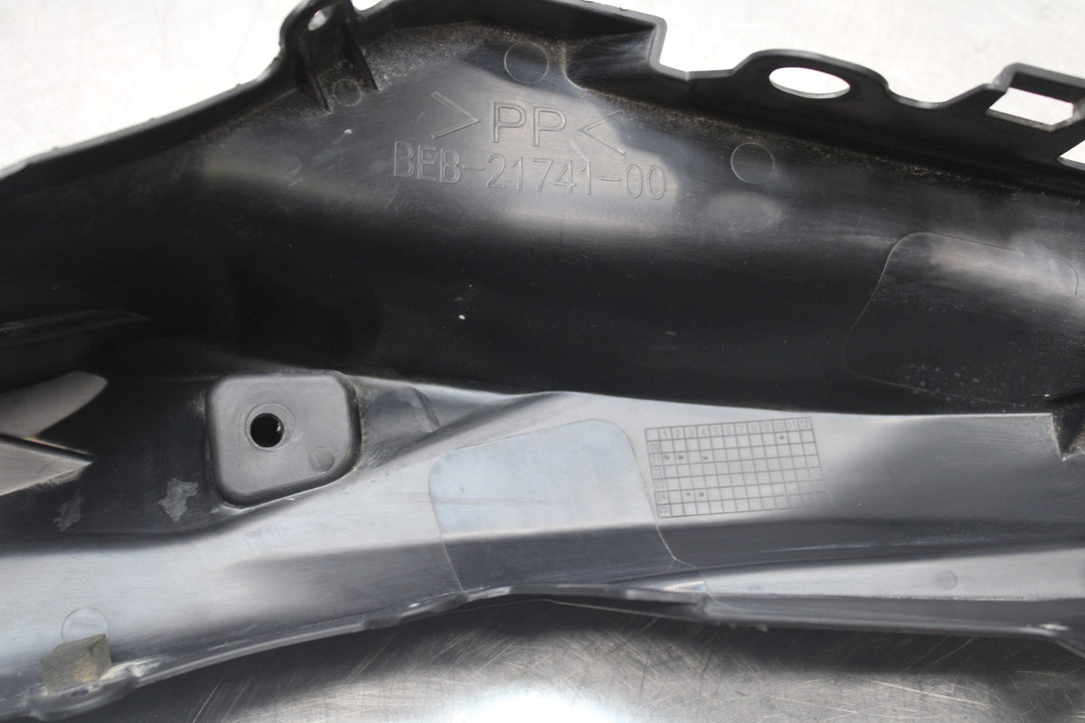 22-25 YAMAHA YZF R7 LEFT REAR BACK TAIL FAIRING COWL SHROUD BB850
