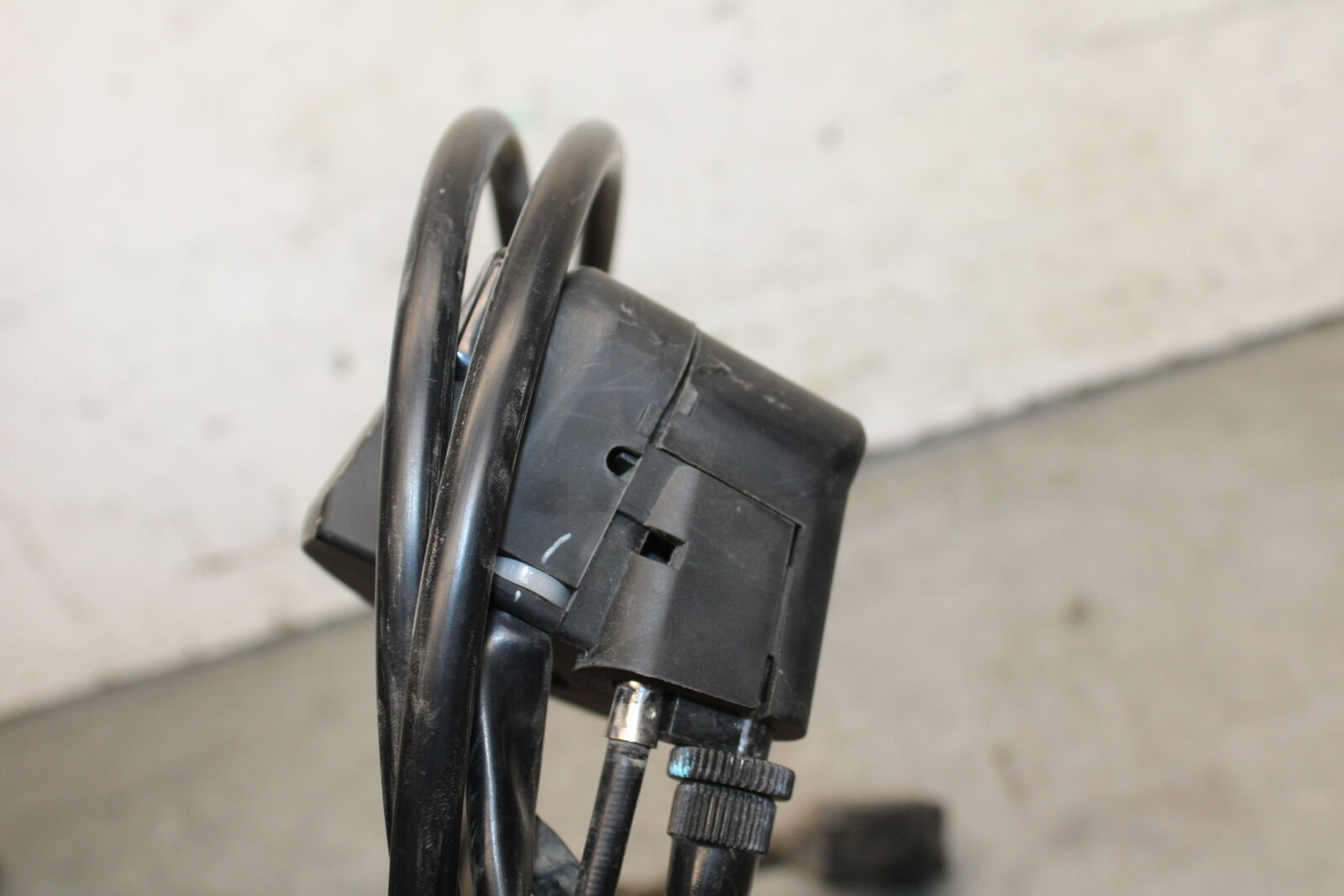 19-22 KAWASAKI Z400 RIGHT CLIP ON HANDLE KILL OFF START SWITCH SWITCHES BB708
