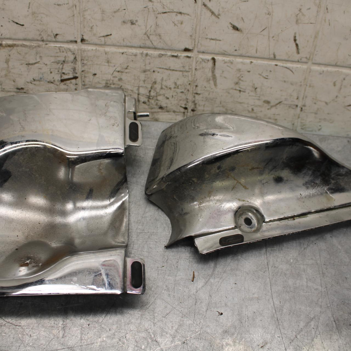 2007 Honda Shadow Spirit 1100 VT1100C SIDE COVER PANEL COWL FAIRING BB561