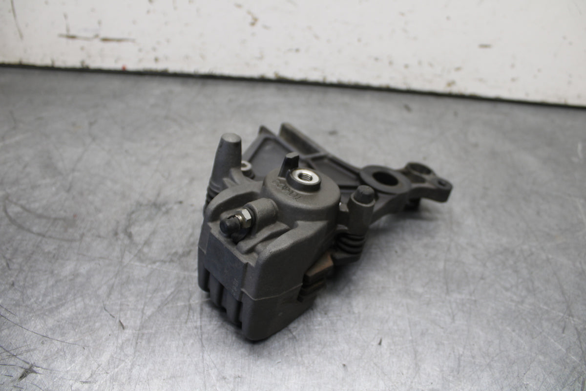 12-17 KAWASAKI ER-6N Z650 REAR BACK BRAKE CALIPER W MOUNT BRACKET BB709