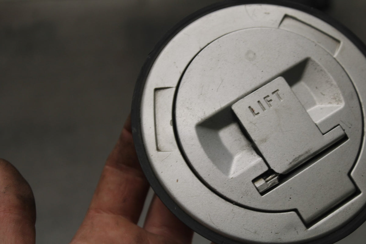 10-11 BMW S1000RR IGNITION LOCK & GAS CAP WITH KEY BB941