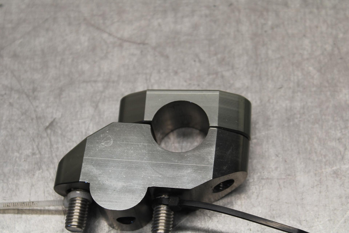2008 Honda CBF1000 HANDLEBAR RISERS BB641