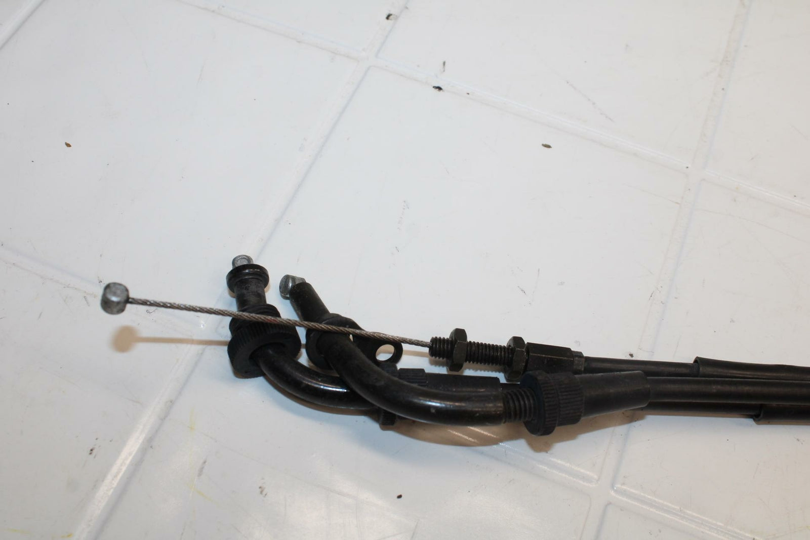 01 SUZUKI GSXR1000 THROTTLE CABLES LINES CHOKE BB10