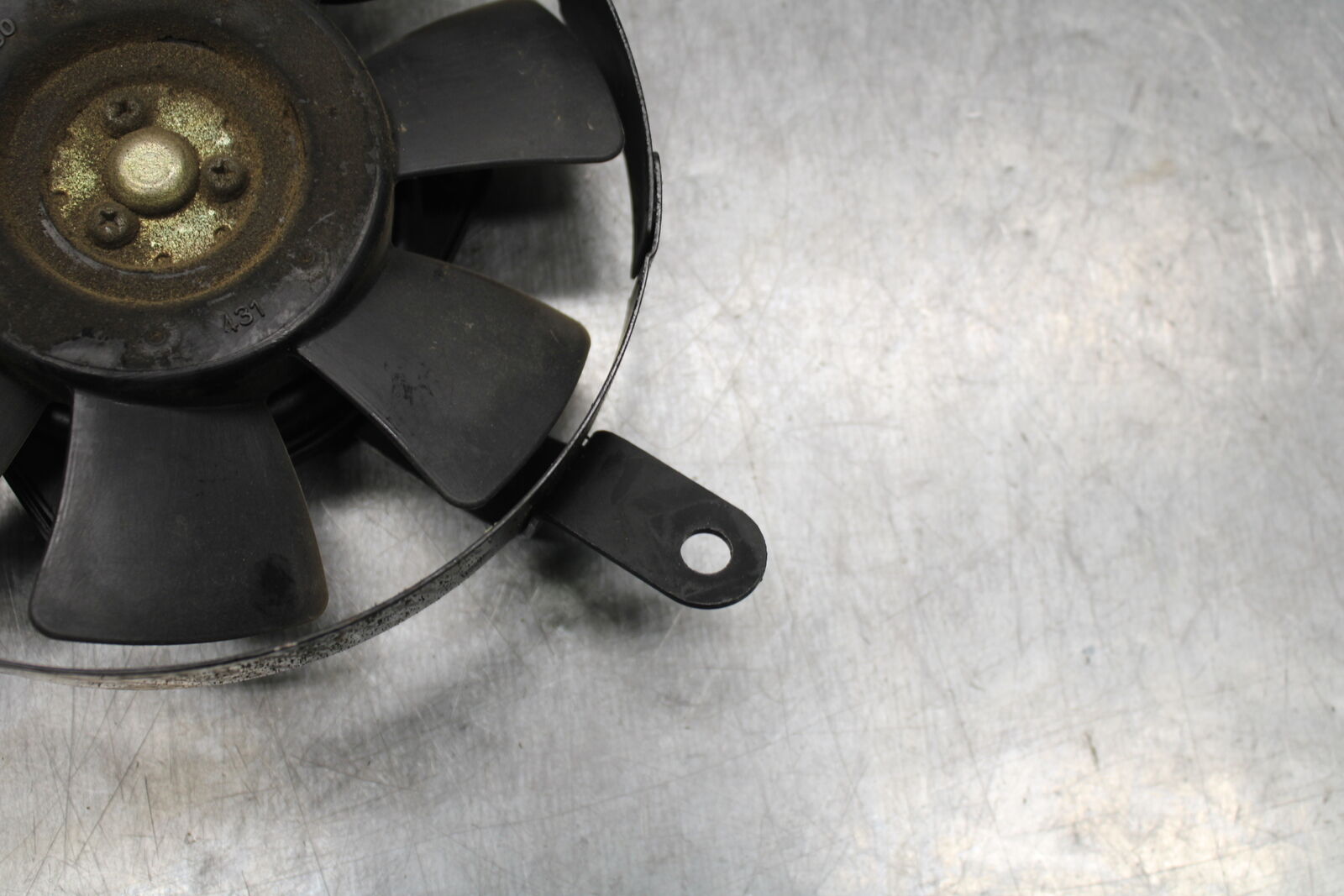 05-06 SUZUKI GSXR1000 ENGINE RADIATOR COOLING FAN BB113