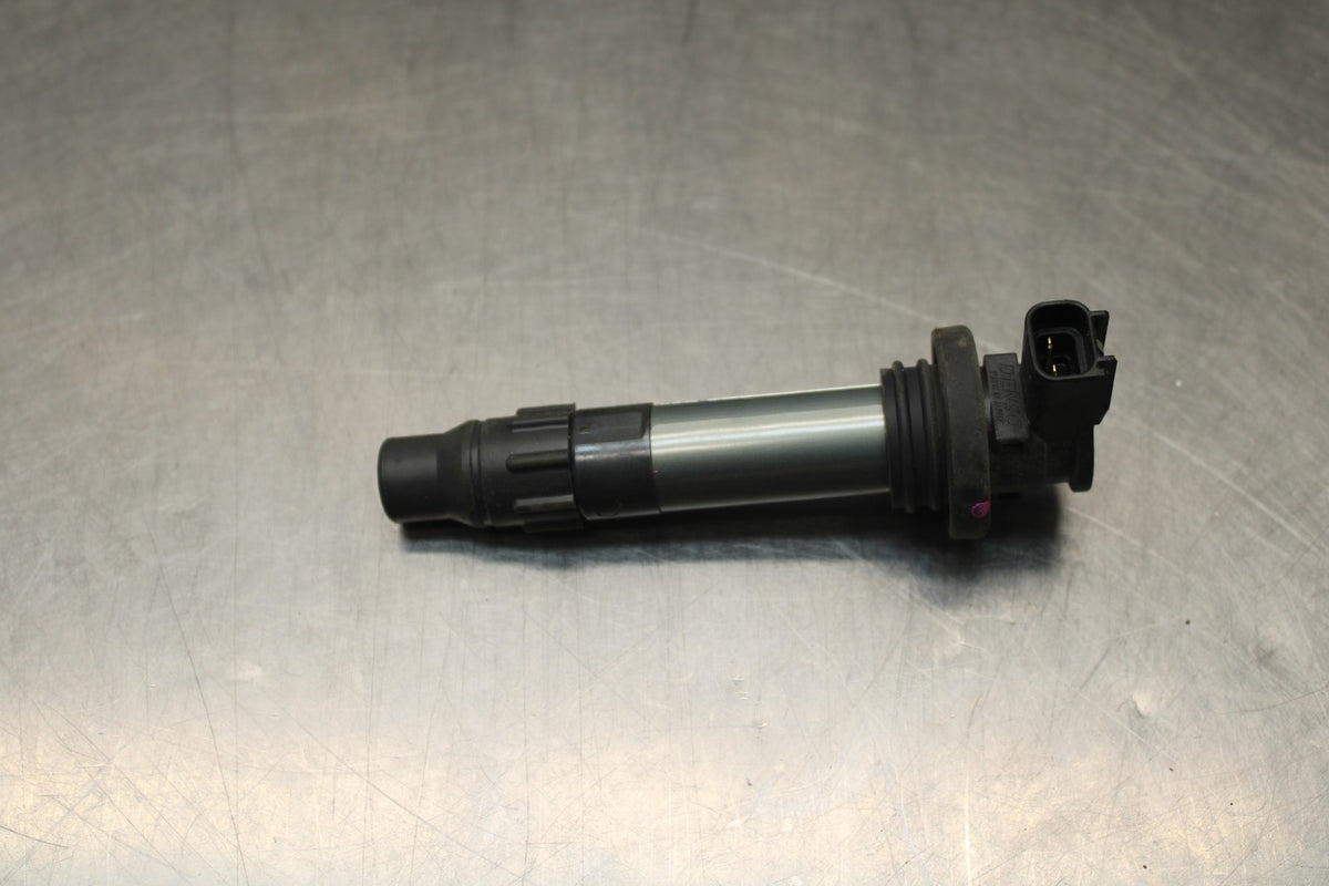 18-26 KAWASAKI Z400 IGNITION COILS COIL SPARK PLUG CAPS BB852