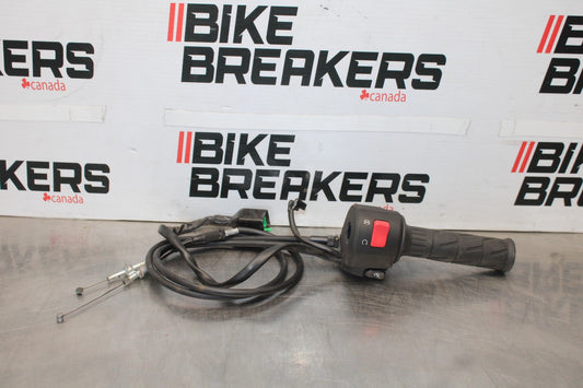 24-25 KAWASAKI NINJA 500 ABS RIGHT CLIP ON HANDLE KILL OFF START SWITCHES BB899