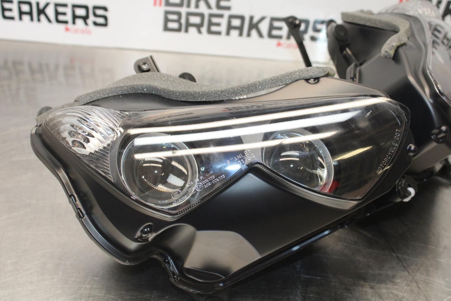 23-24 KAWASAKI NINJA ZX14R  NEW!! FRONT HEADLIGHT HEAD LIGHT LAMP BB169