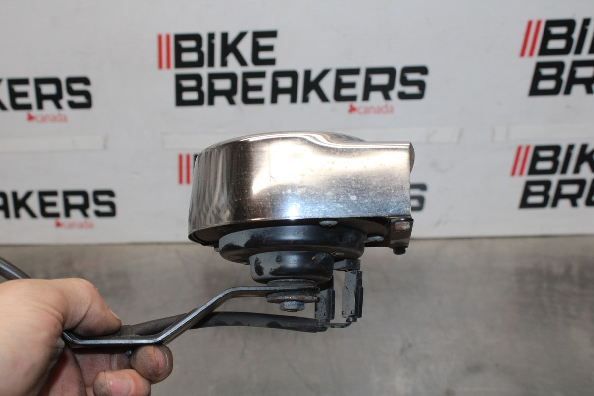 05-09 SUZUKI BOULEVARD C90 HORN SIGNAL BB918