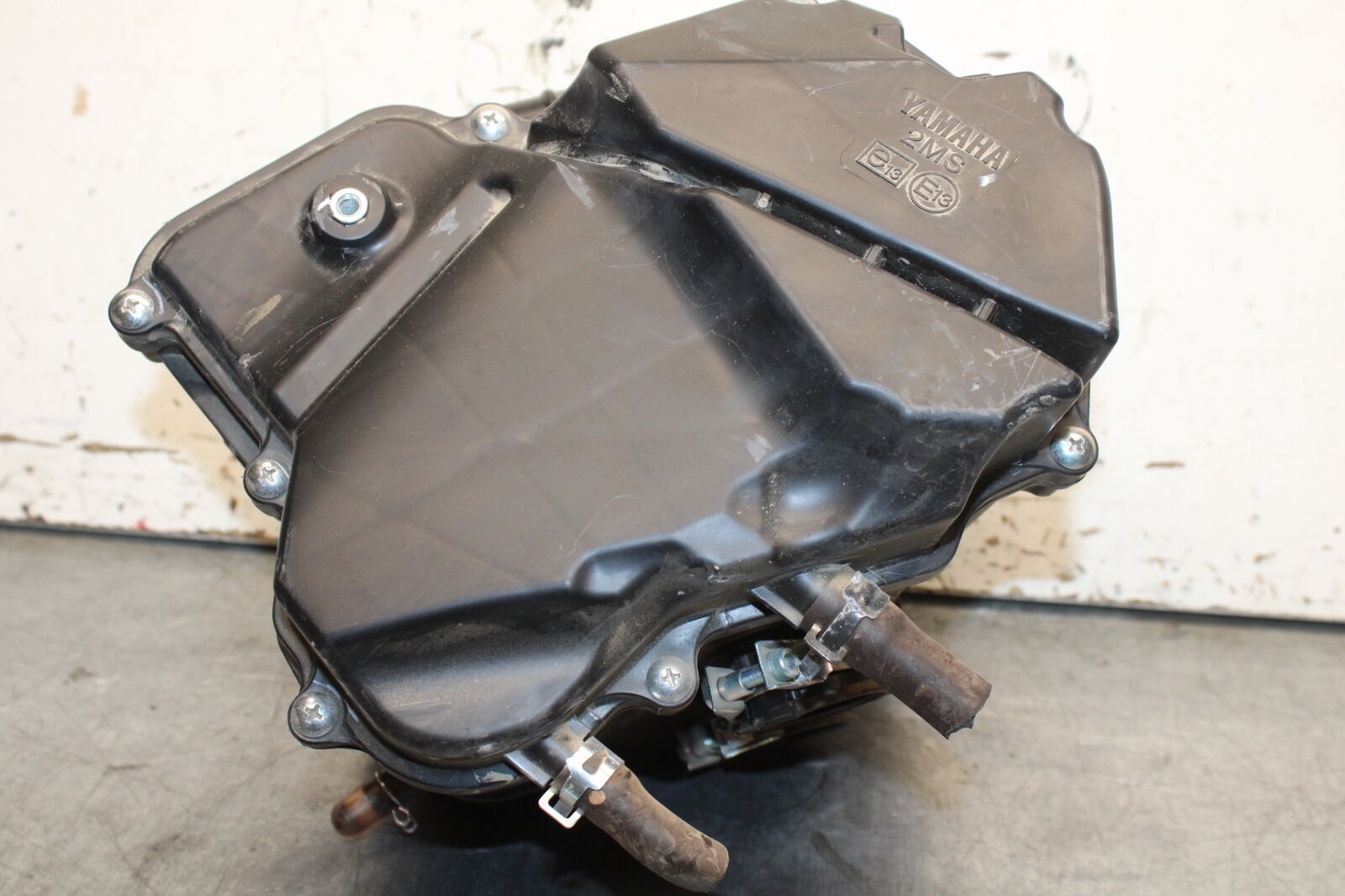 19-24 YAMAHA R3 AIRBOX AIR INTAKE FILTER BOX BB736
