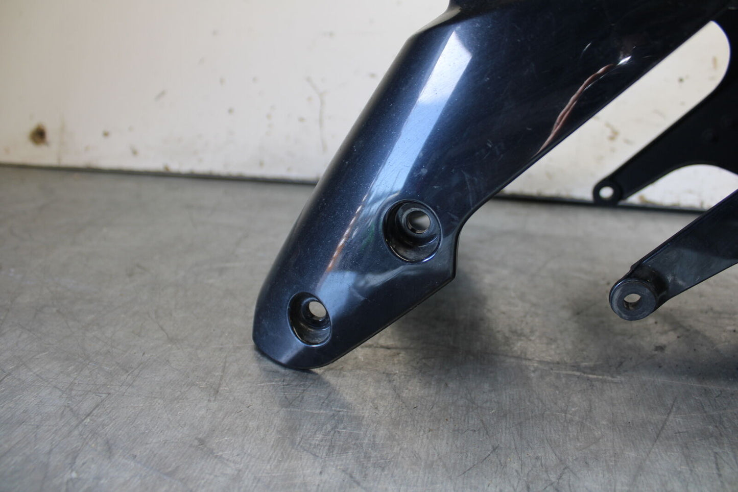 08-10 SUZUKI GSXR 600 FRONT WHEEL FENDER COWL FAIRING BB00