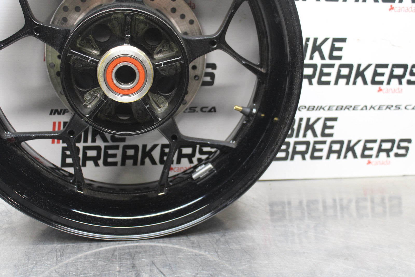 23-24 KAWASAKI NINJA ZX14R NEW TAKE OFF!! REAR WHEEL BACK RIM & ROTOR BB764