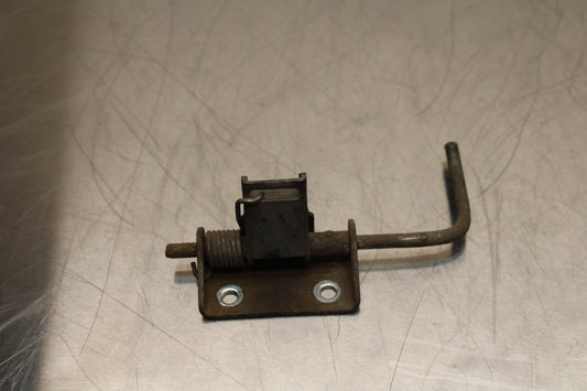 82 HONDA CT70 TRAIL SEAT LATCH  BB138