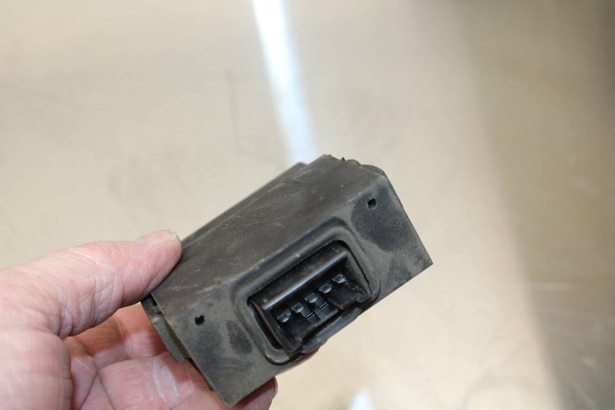 86-06 KAWASAKI CONCOURS 1000  CDI GPZ900 CONTROLLER UNIT BLACK BOX BB135