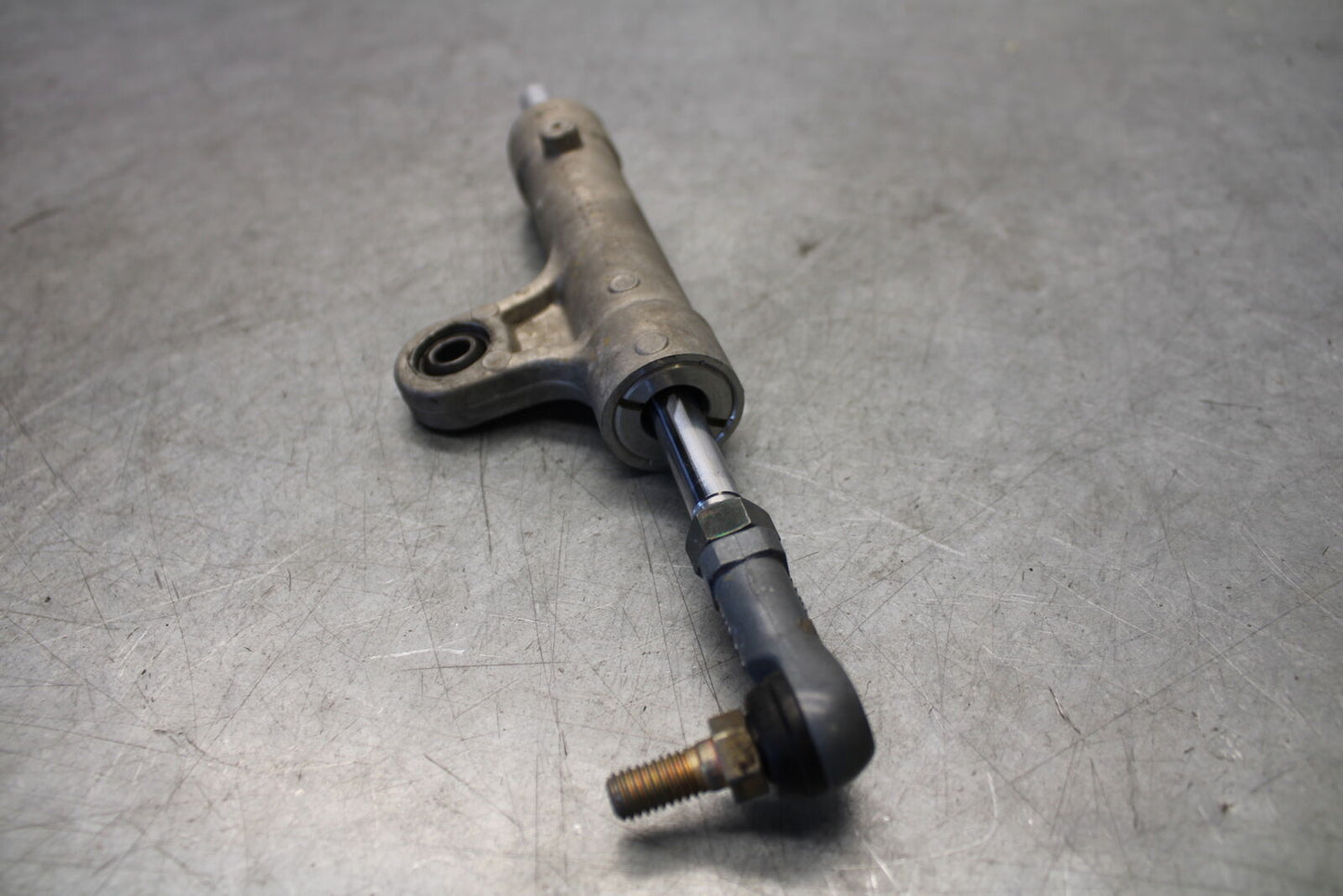 05-06 SUZUKI GSXR1000 STEERING DAMPER STABILIZER 51750-40F80 BB663