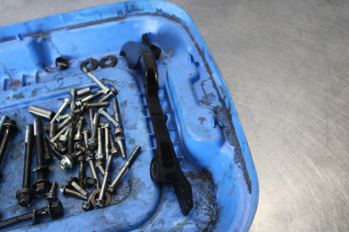 11-24 SUZUKI GSXR750 ENGINE MOUNTING BOLTS HARDWARE MOTOR SCREWS BB879