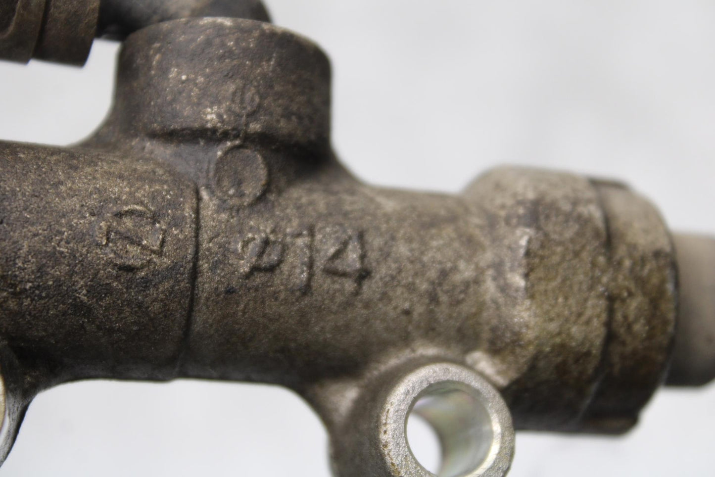 00-01 KAWASAKI ZZR600 REAR BACK BRAKE MASTER CYLINDER W RESERVOIR BB568