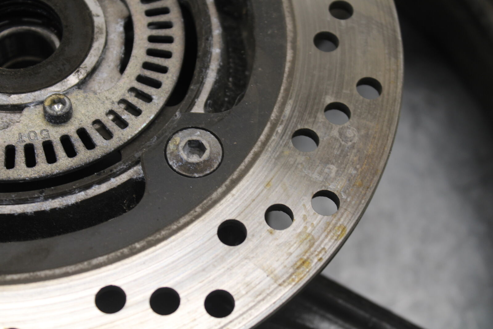 17-24 SUZUKI SV650 REAR WHEEL BACK RIM BB706