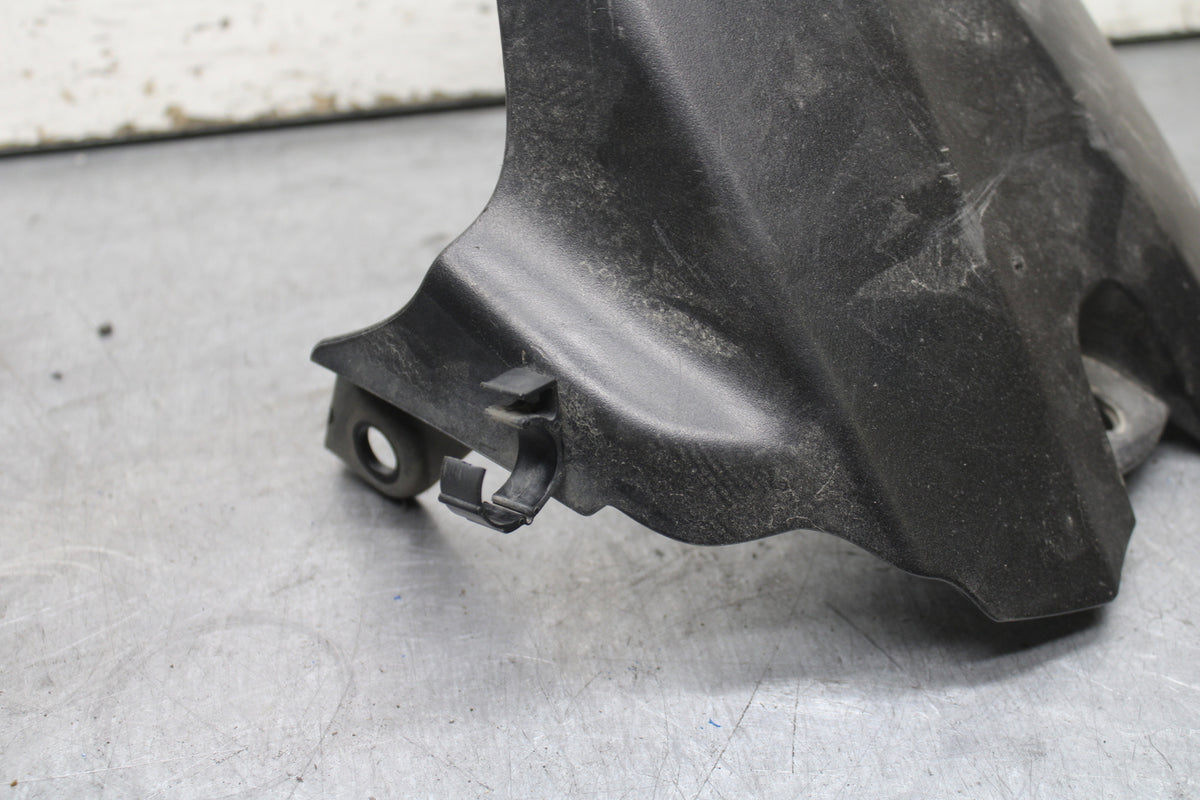 08-09 SUZUKI GSXR600 REAR BACK WHEEL TIRE HUGGER FENDER BB728