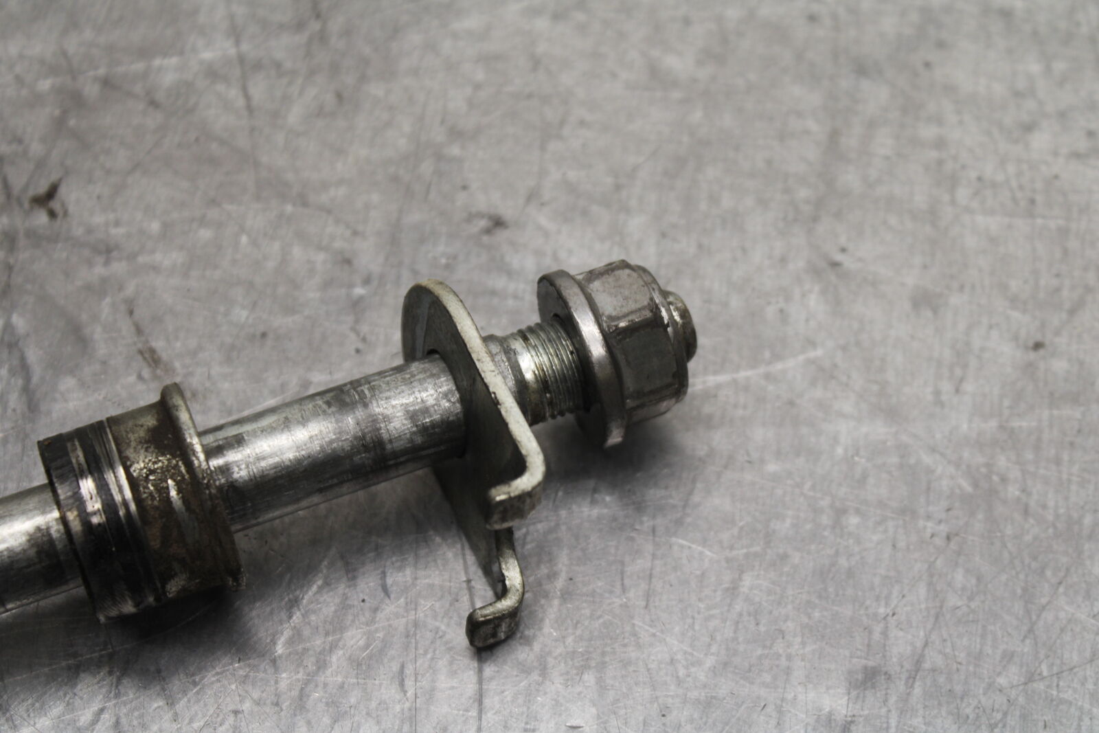 15-16 HONDA CB300F REAR AXLE BACK WHEEL RIM PIVOT BOLT AXEL BB740