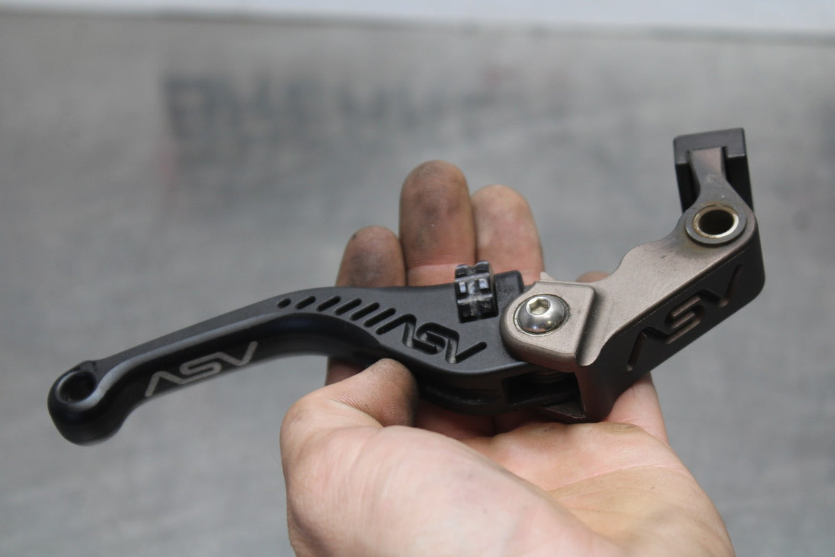 08 KAWASAKI NINJA ZX10R ASV RIGHT CLIPON HANDLEBAR BRAKE LEVER BB902