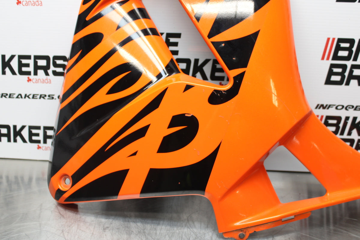 05-06 HONDA CBR600RR RIGHT MID UPPER SIDE FAIRING COWL PLASTIC BB149
