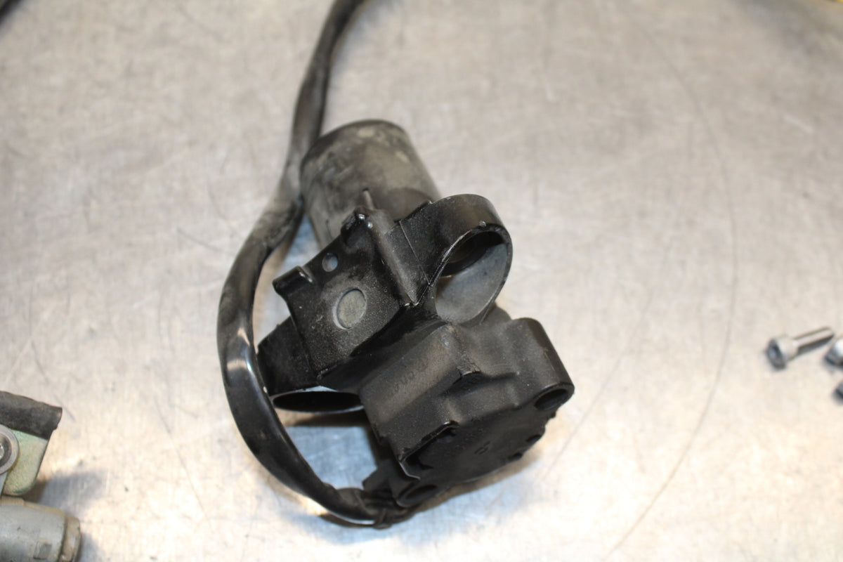 12-13 KAWASAKI Z1000 IGNITION LOCK KEY SET W/ GAS CAP AND SEAT LOCK BB743
