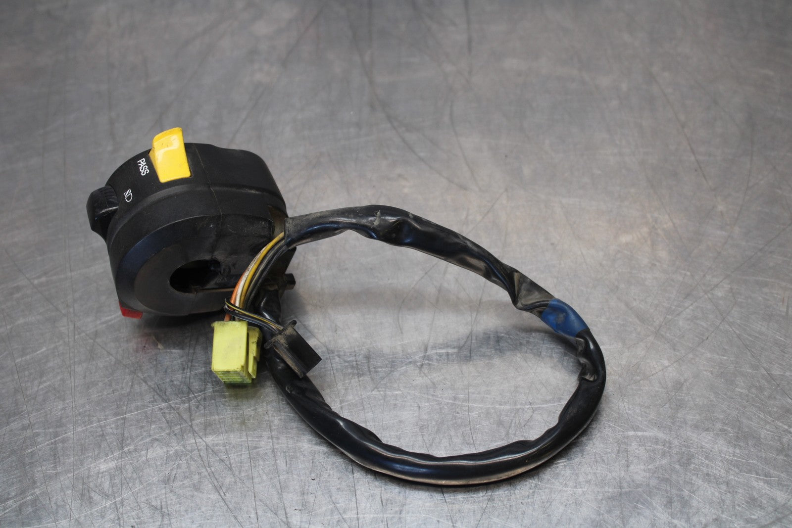 06-07 SUZUKI GSXR 600 LEFT CLIP ON HANDLE HORN SIGNALS SWITCH SWITCHES BB170
