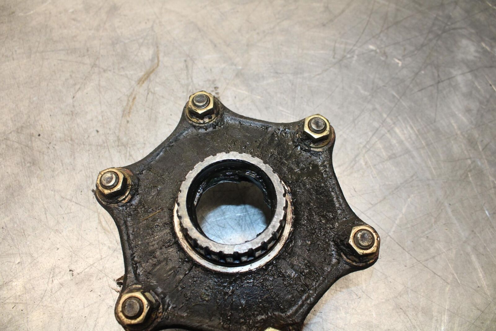 1983 Honda V45 Magna VF750C REAR HUB WHEEL BB91
