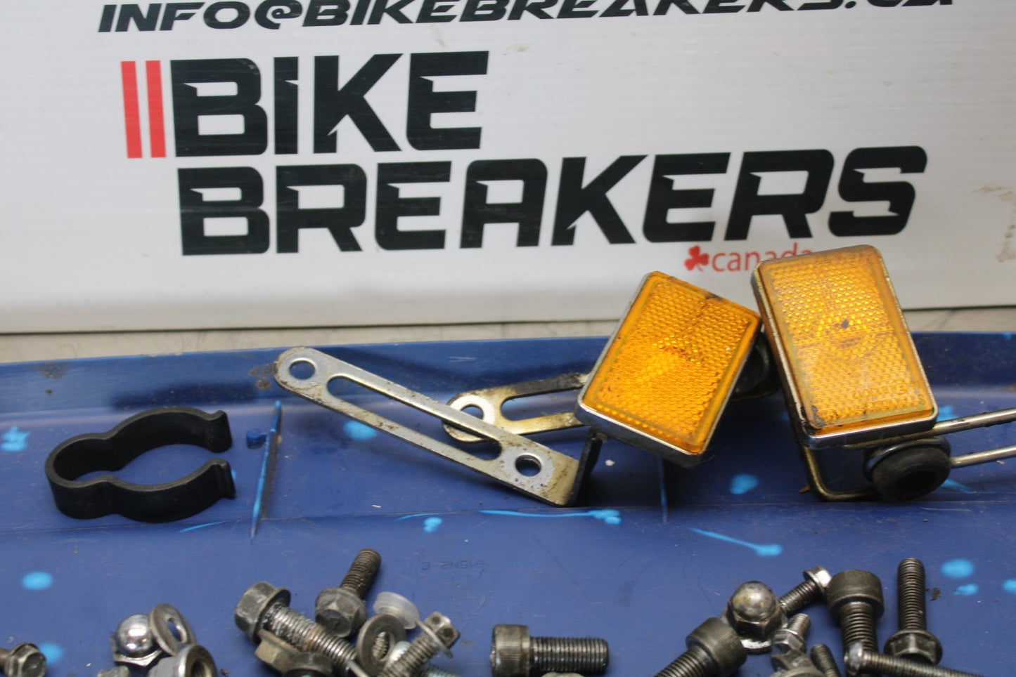 03-08 KAWASAKI VULCAN 1600 MOUNTING BOLTS HARDWARE MOTOR SCREWS BB196