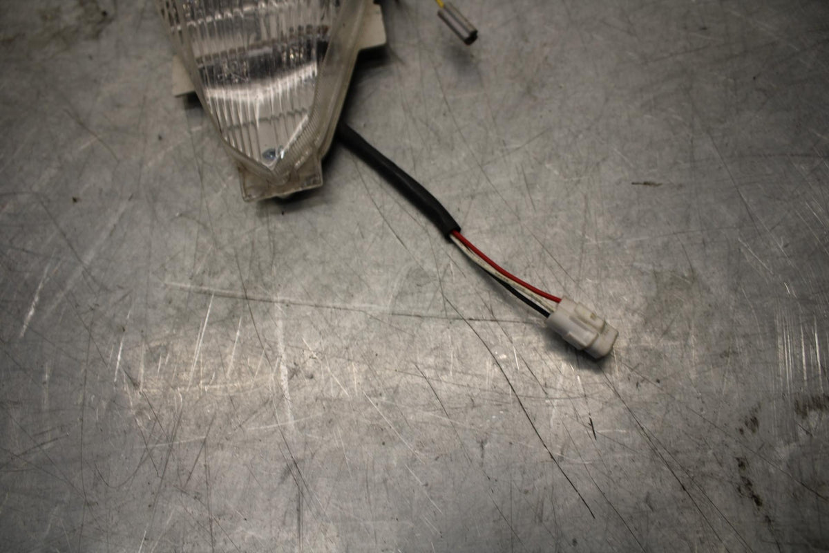 2008 Yamaha YZF R6 AFTERMARKET INTEGRATED TAILLIGHT CLEAR BRAKE LIGHT BB521