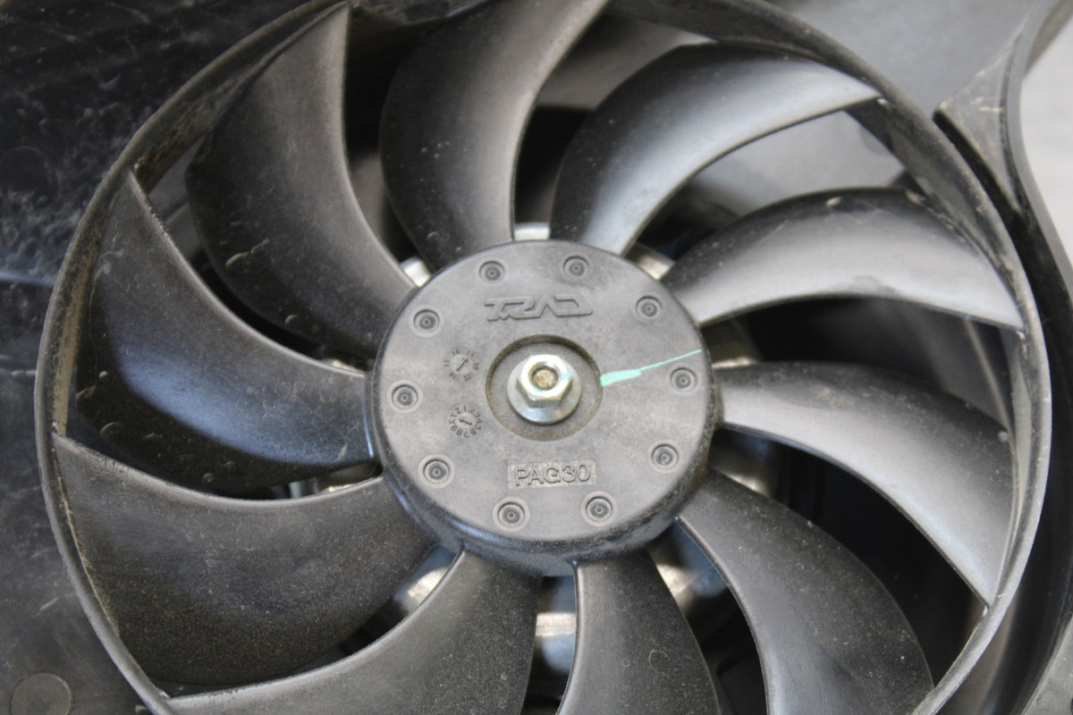 18-23 KAWASAKI NINJA 400 EX400 ABS ENGINE RADIATOR COOLING FAN BB177