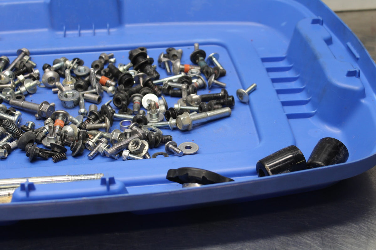 22-25 YAMAHA YZF R7 MOUNTING BOLTS HARDWARE SCREWS BB940