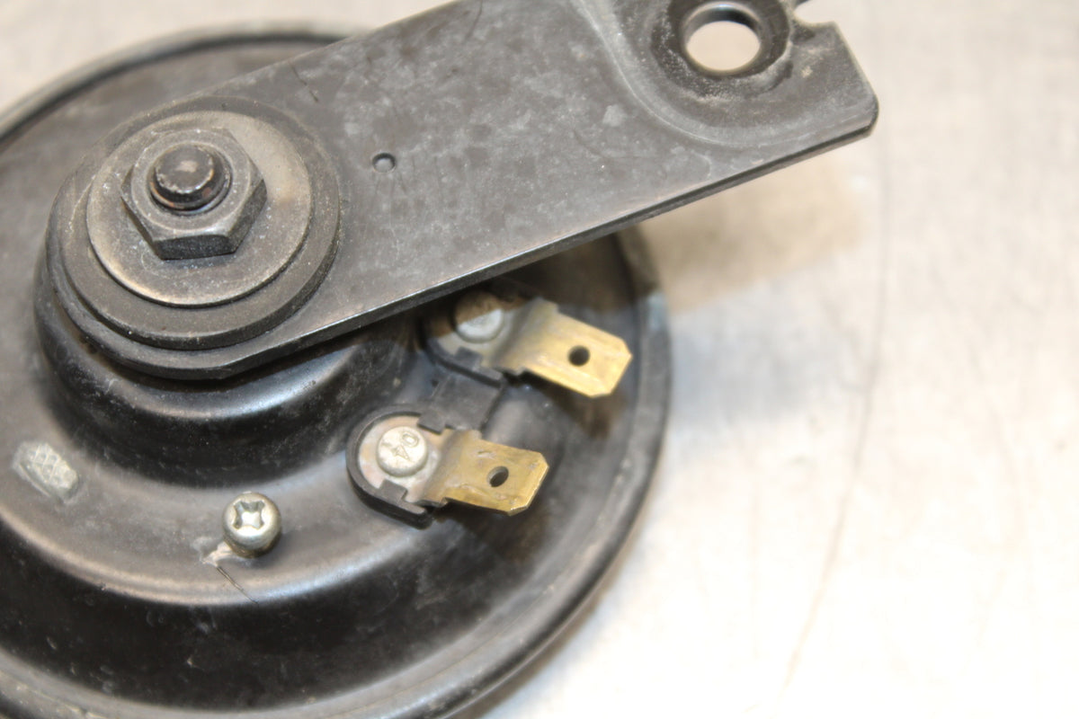 12-13 KAWASAKI Z1000 HORN SIGNAL BB743