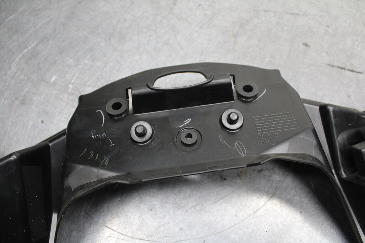 24 KAWASAKI NINJA 500 ABS FRONT UPPER INNER GAUGE COWL FAIRING/ W USB BB744