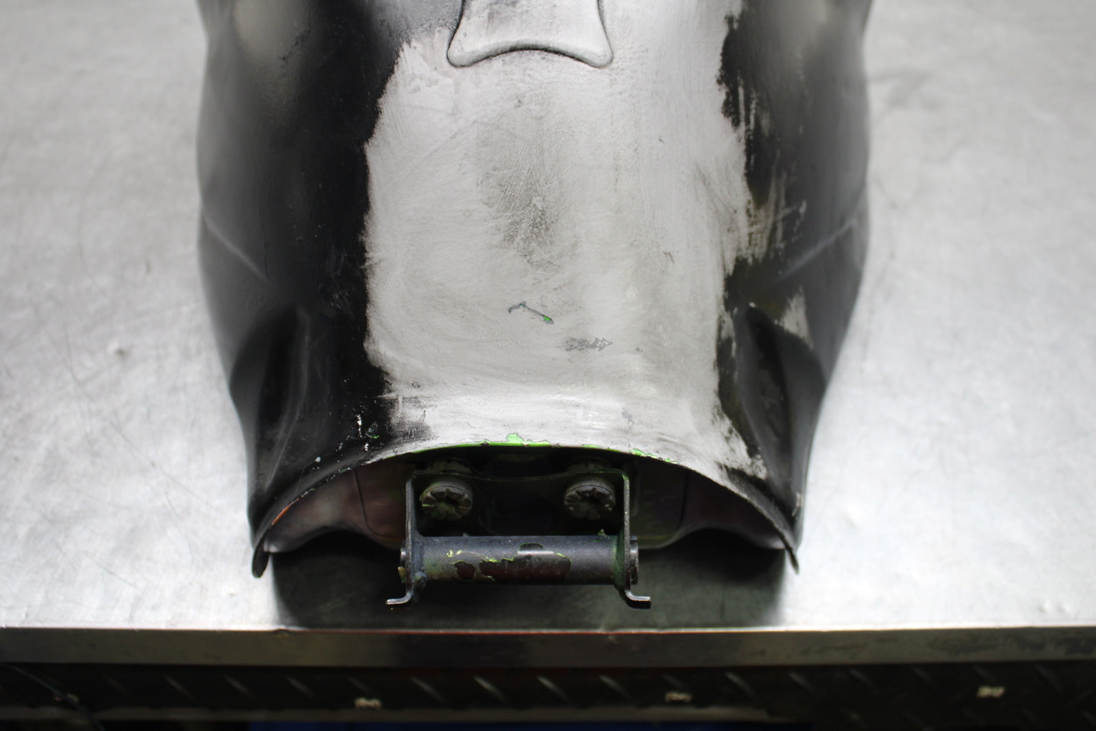 08-10 SUZUKI GSXR 600 GAS TANK FUEL CELL PETROL RESERVOIR BB753
