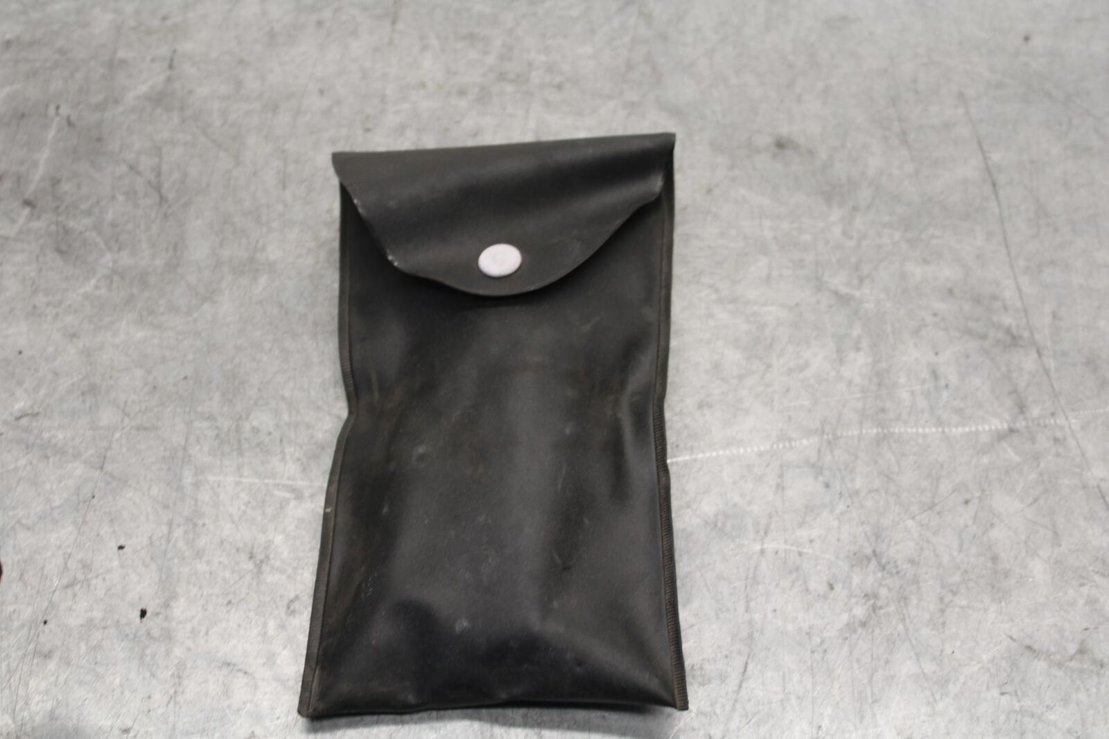 11-23 SUZUKI GSXR 750 STOCK TOOLS OEM TOOL BAG KIT SET BB54