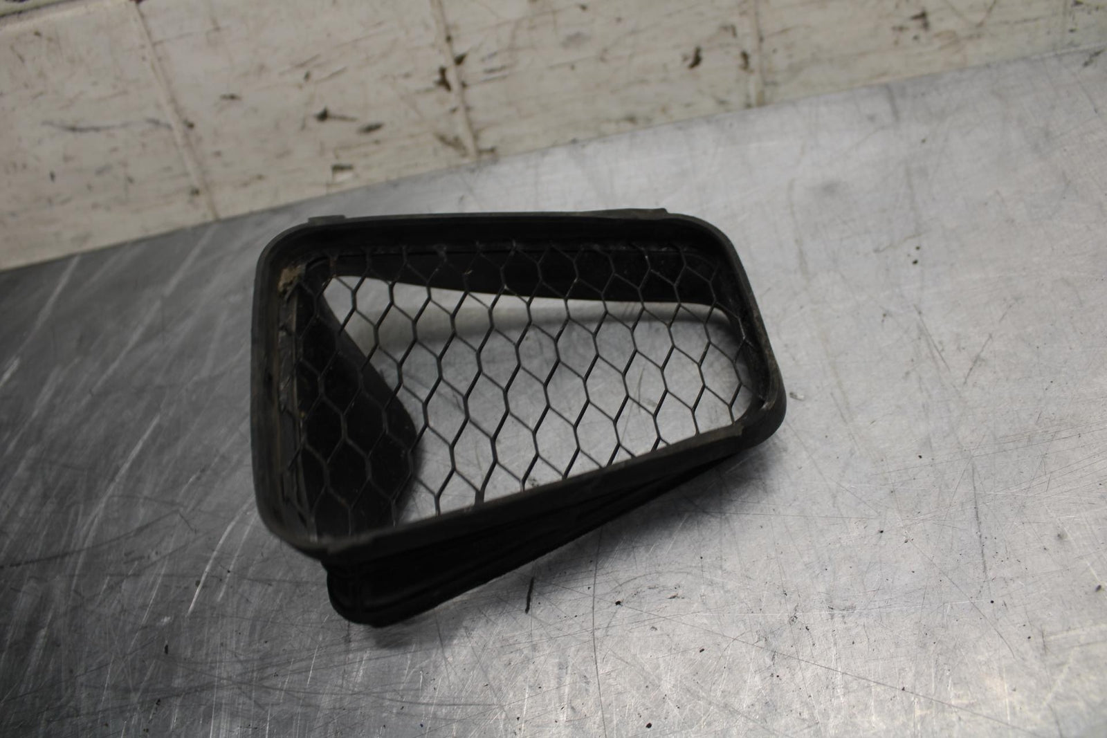 07-12 HONDA CBR600RR AIR INTAKE GRILL BB500