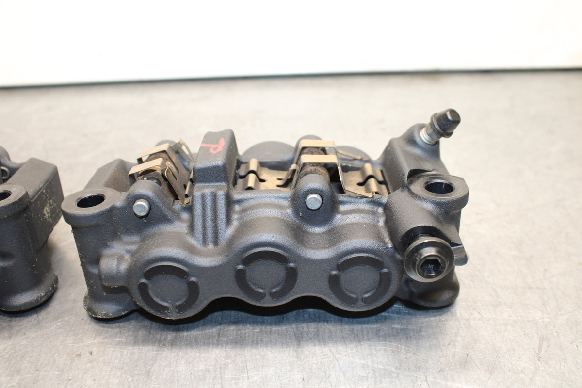 09-14 YAMAHA YZF R1 RIGHT LEFT FRONT BRAKE CALIPER SET PAIR CALIPERS BB118
