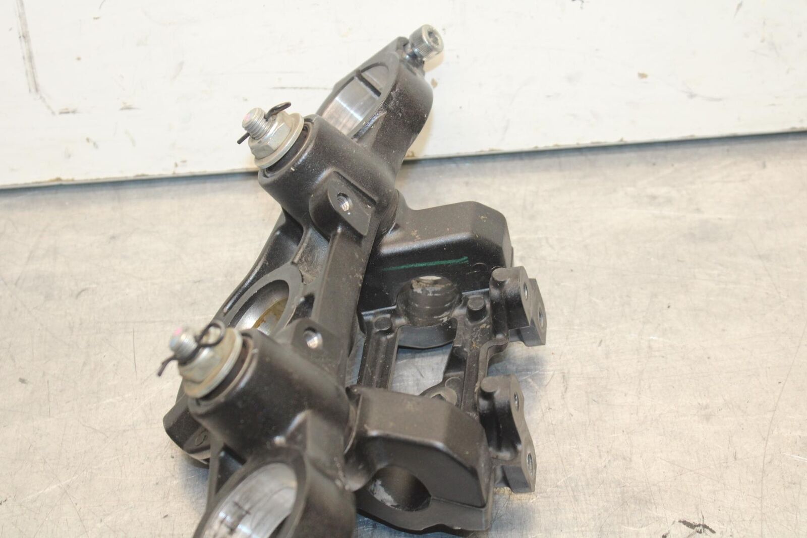 12-17 KAWASAKI ER-6N Z650 FORKS UPPER TRIPLE TREE CLAMP BB607