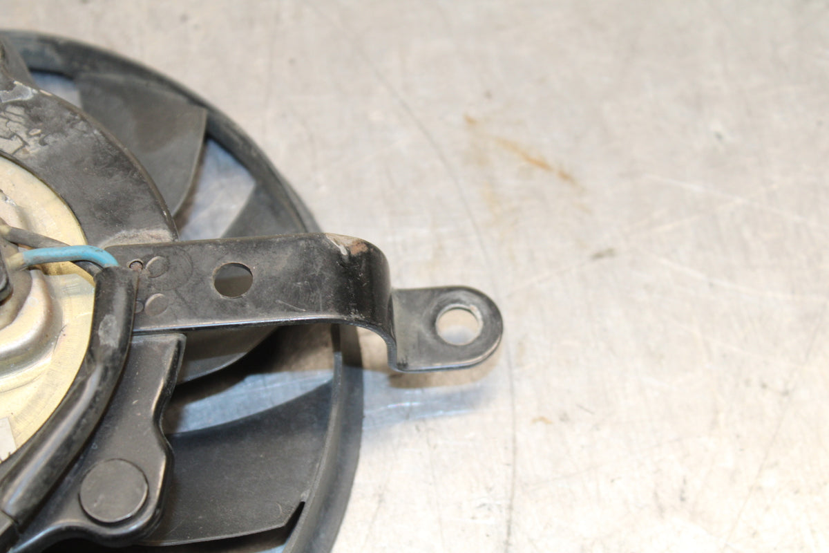 08-10 SUZUKI GSXR 600 ENGINE RADIATOR COOLING FAN BB116