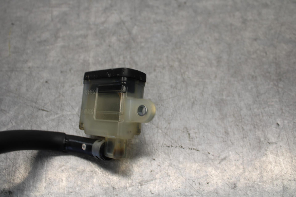 08-10 SUZUKI GSXR 600  REAR BACK BRAKE MASTER CYLINDER W RESERVOIR BB101