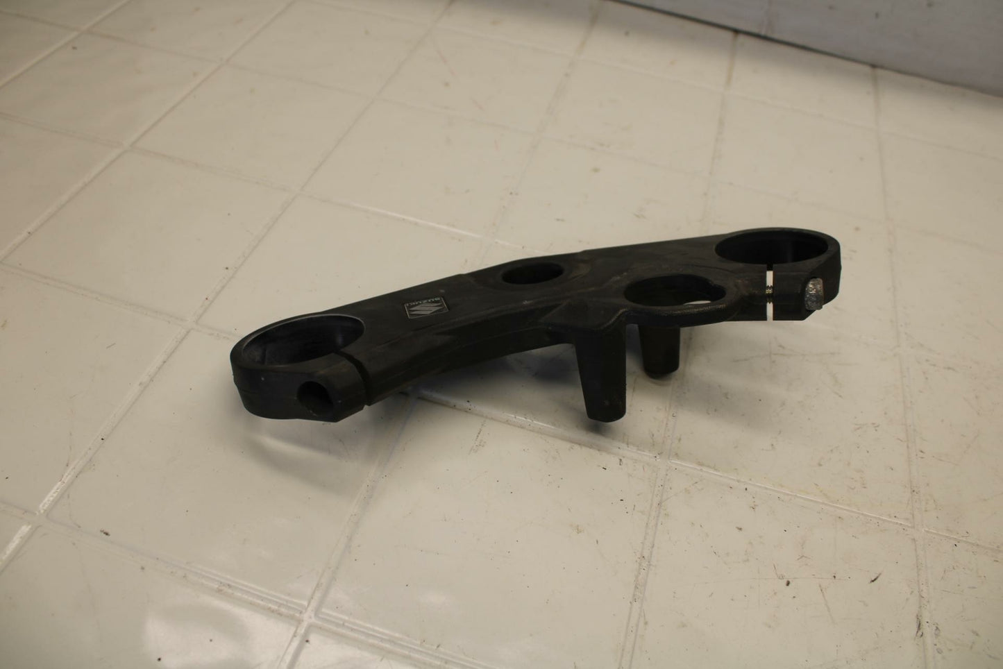 08-10 SUZUKI GSXR750 FORKS UPPER TRIPLE TREE CLAMP BB396