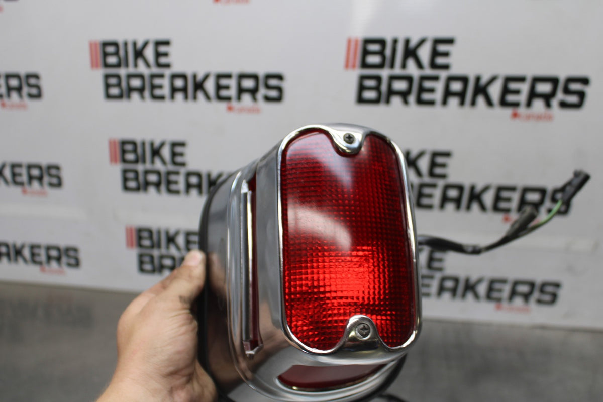 05-09 SUZUKI BOULEVARD C90 TAILLIGHT REAR TAIL BRAKE LIGHT BB918
