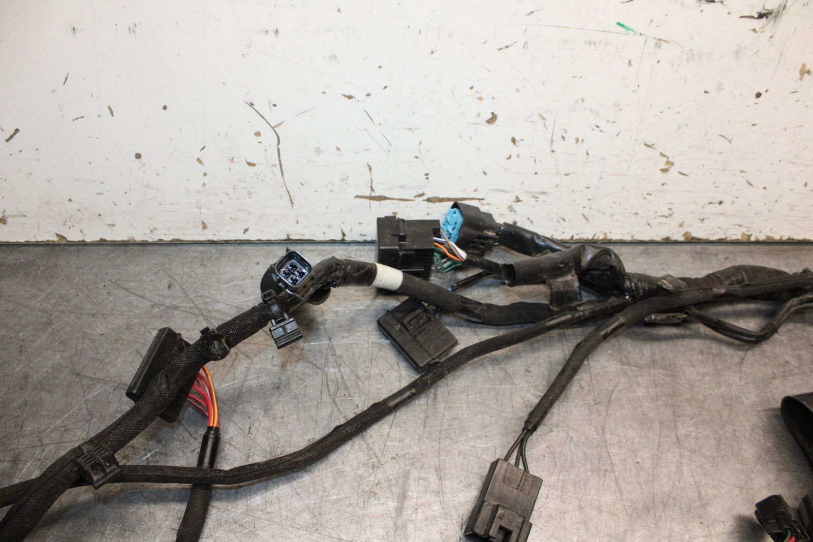 24-25 KAWASAKI NINJA ZX6R MAIN ENGINE WIRING HARNESS WIRE LOOM BB726