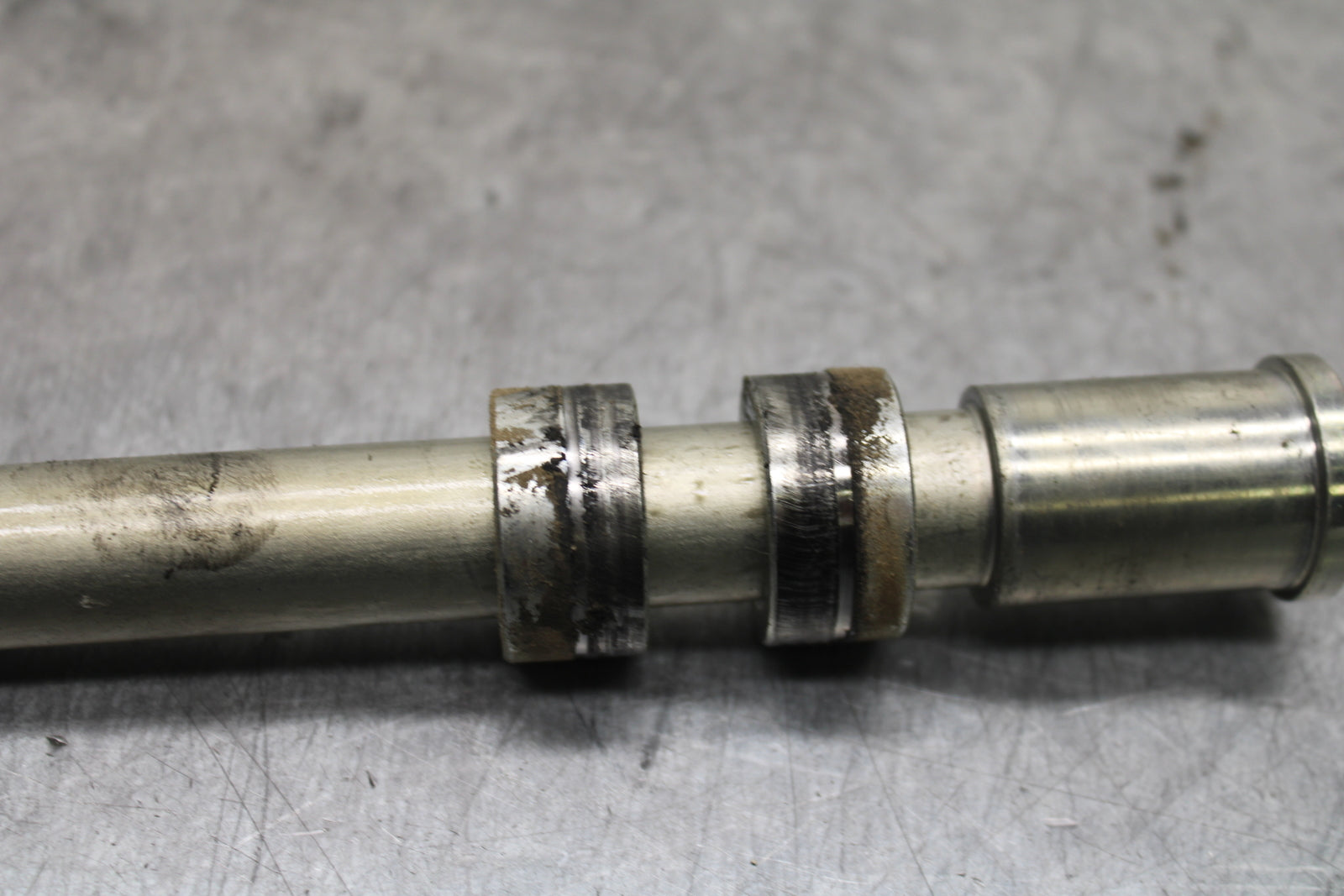 18-24 KAWASAKI NINJA 650 FRONT WHEEL RIM AXLE PIVOT BOLT BB725