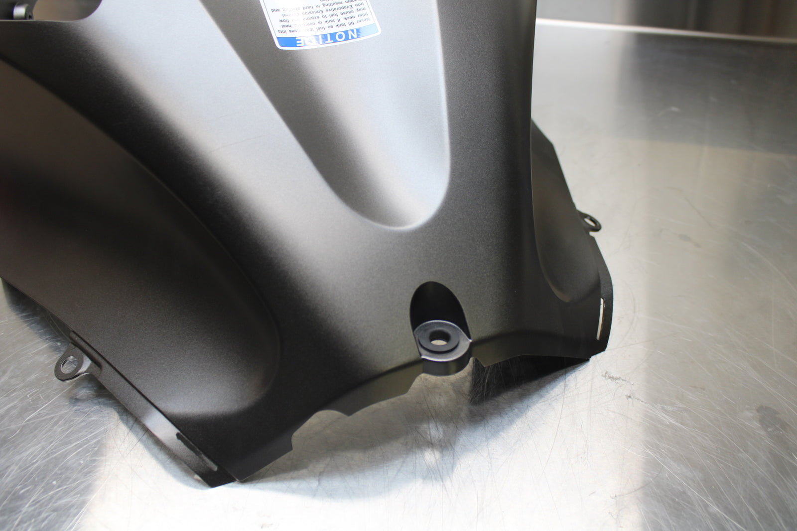 23-24 KAWASAKI NINJA ZX14R NEW!!! FRONT GAS TANK FAIRING COWL COVER TRIM BB141