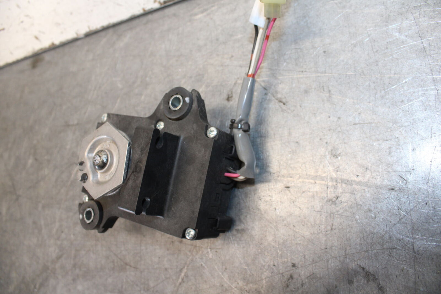 13-18 KAWASAKI NINJA ZX6R EXHAUST VALVE SERVO MOTOR BB682